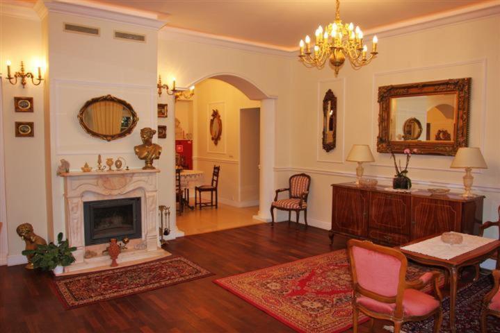 Gosciniec Rycerski Bed & Breakfast Paprotki Ngoại thất bức ảnh